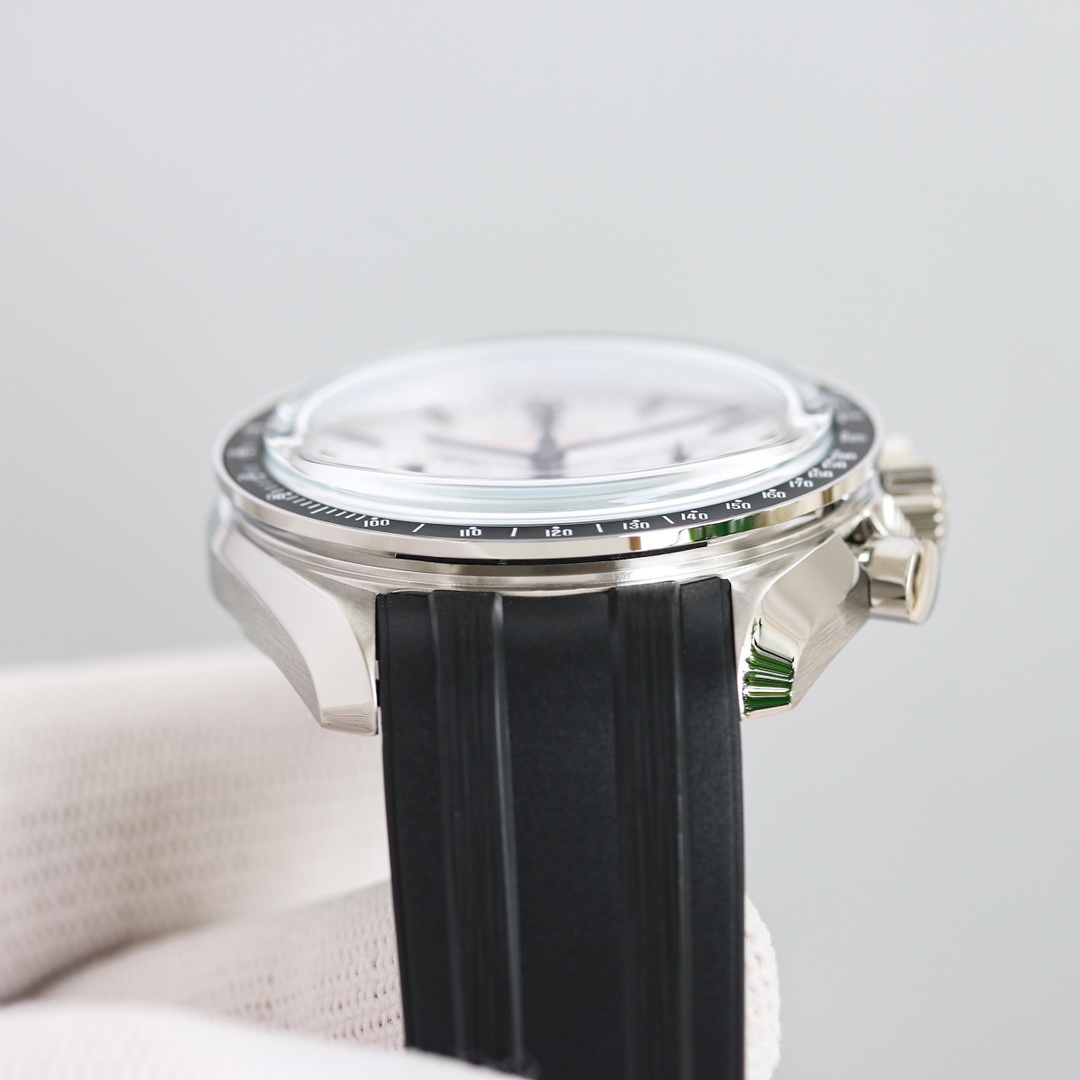 OMG Speedmaster 310.30.42.50.04.001 Movement 3861 Dial 42mm White Silica Gel Strap detail 7