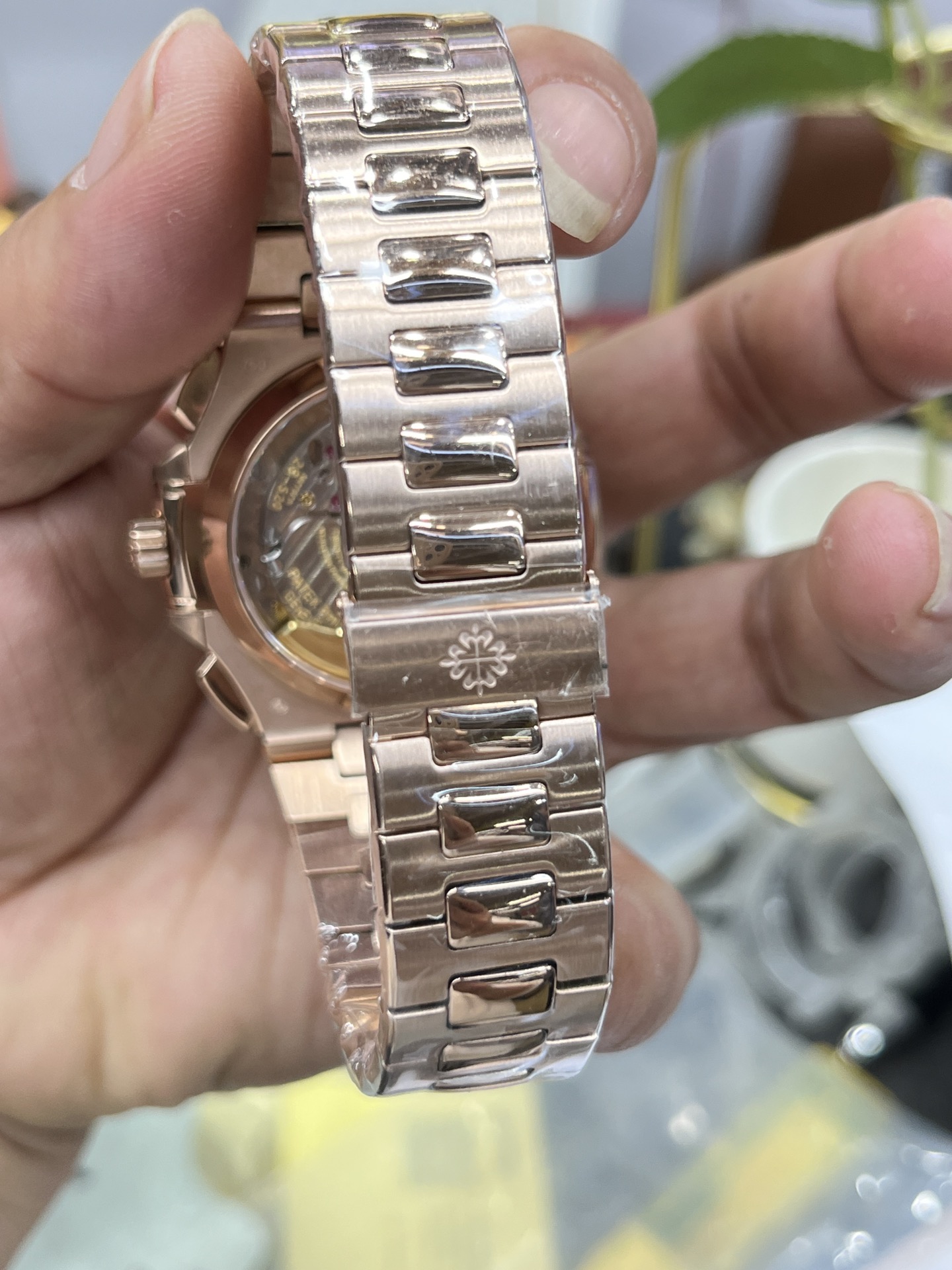 PP Nautilus Brown Dial detail 8