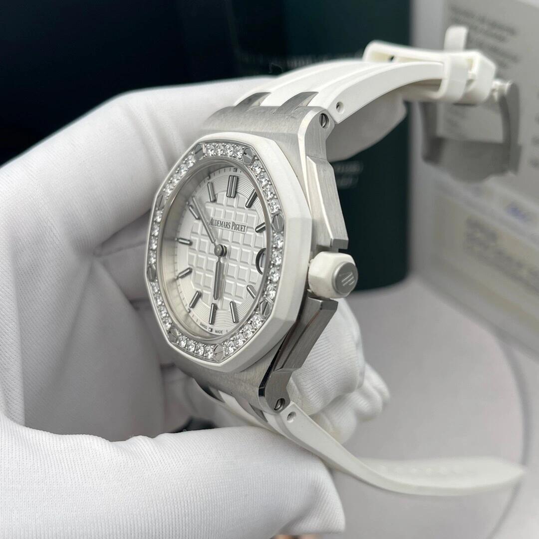 APS Royal Silver Ladies detail 9