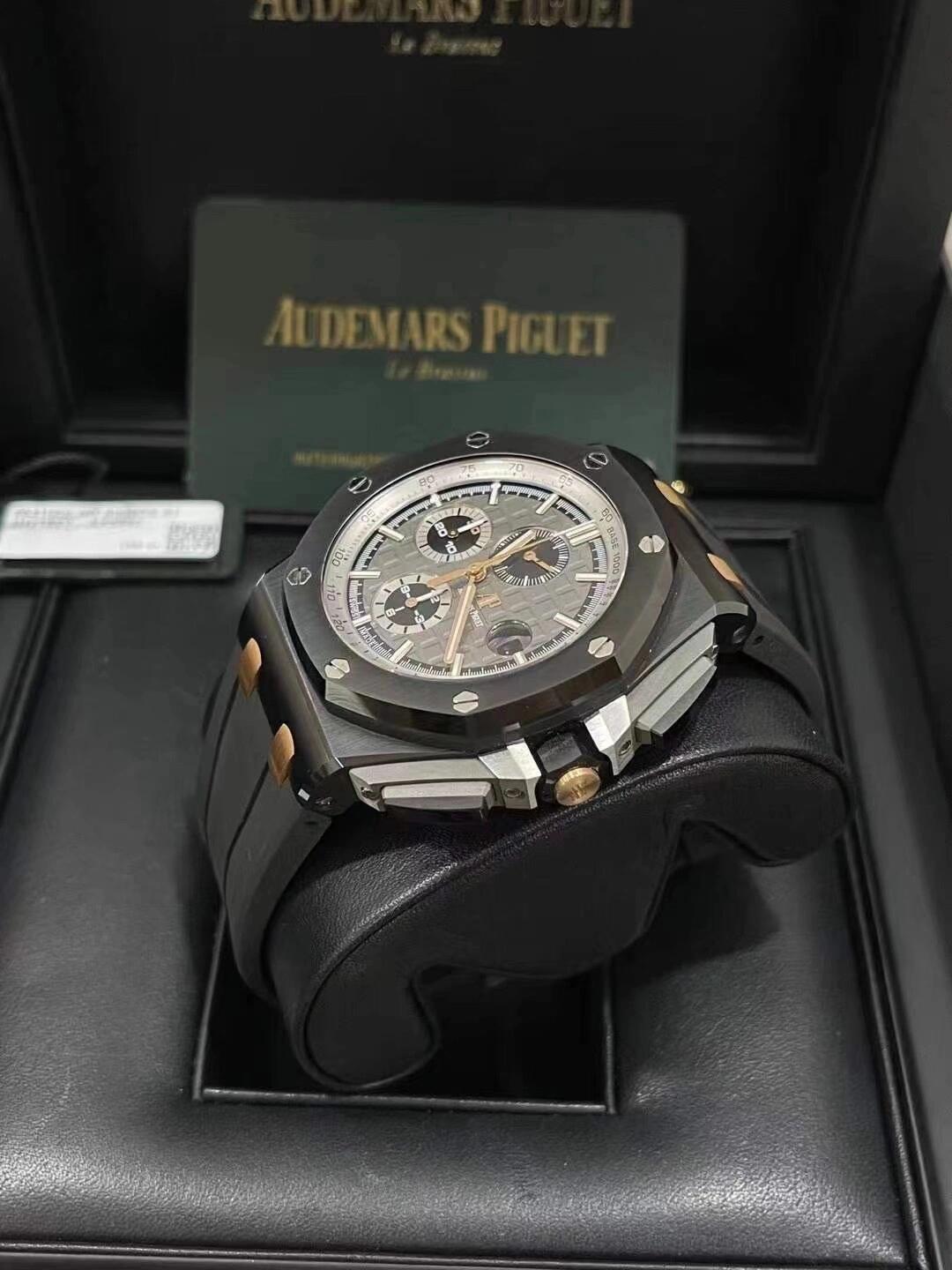APS Royal Oak Chronograph Watch detail 6