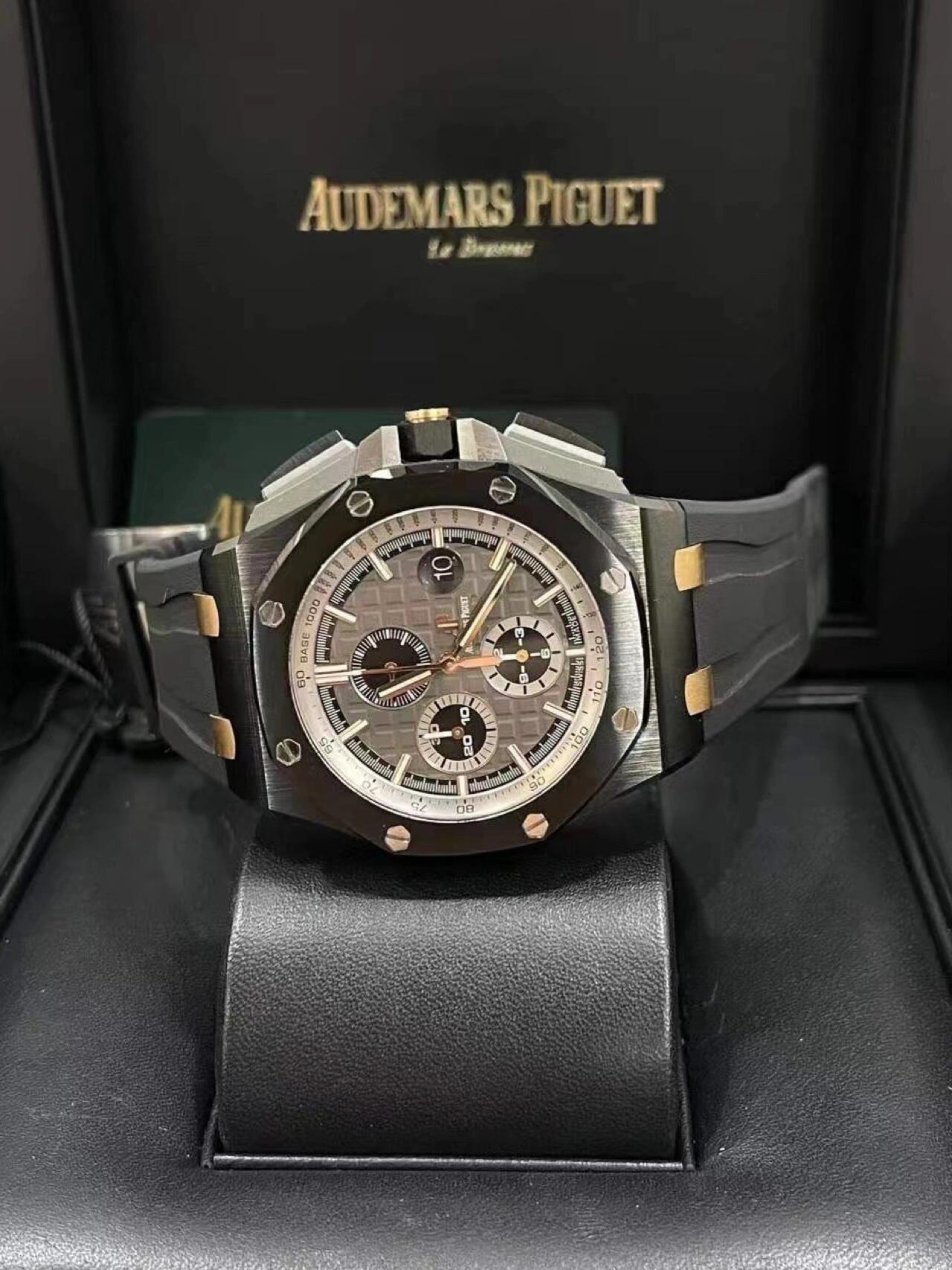 APS Royal Oak Chronograph Watch detail 5