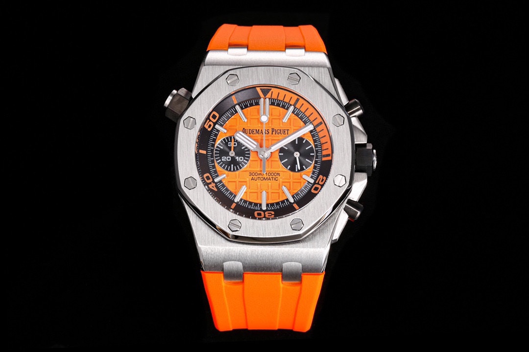APS Royal Oak Orange 26703ST.OO.A070CA.01 detail 5