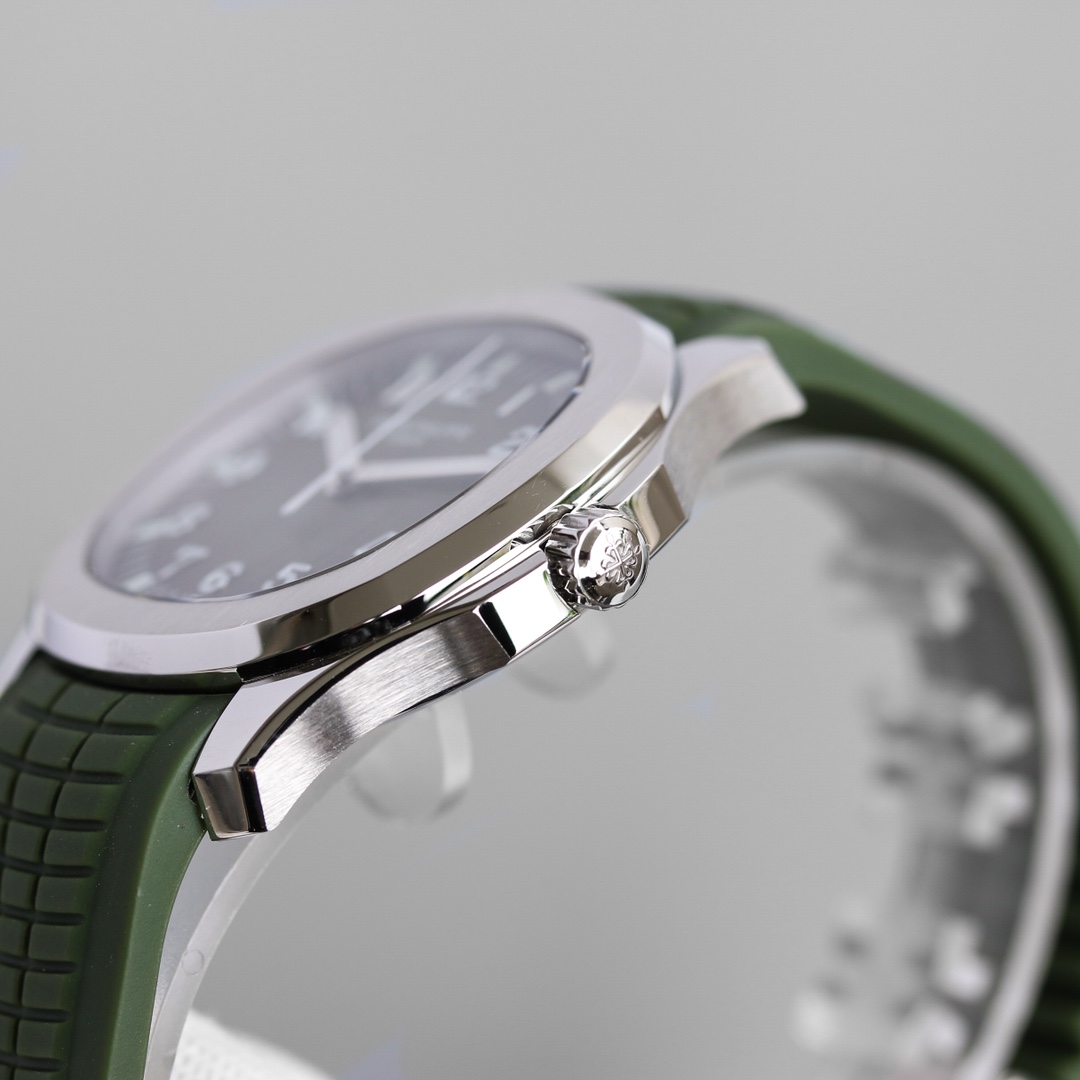 PP Aquanaut 5168G 42.2mm detail 8