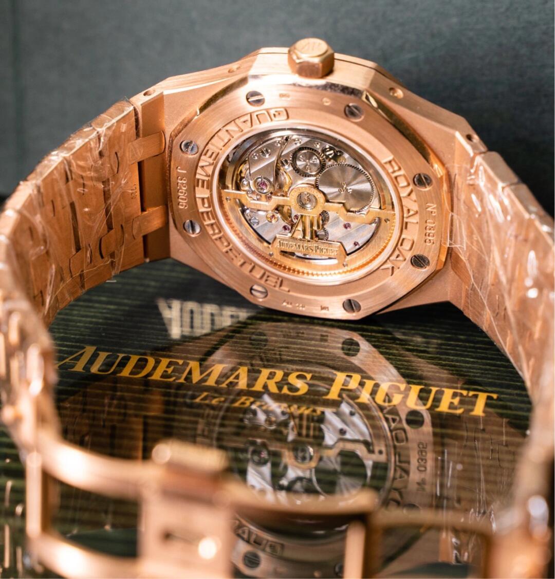 APS Rose Gold Blue Dial detail 7