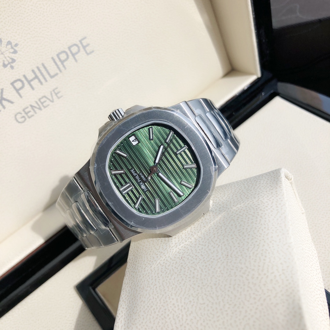 PP Nautilus Green detail 3