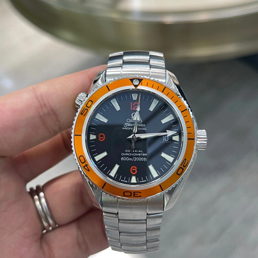 OMG Planet Ocean Orange detail 6