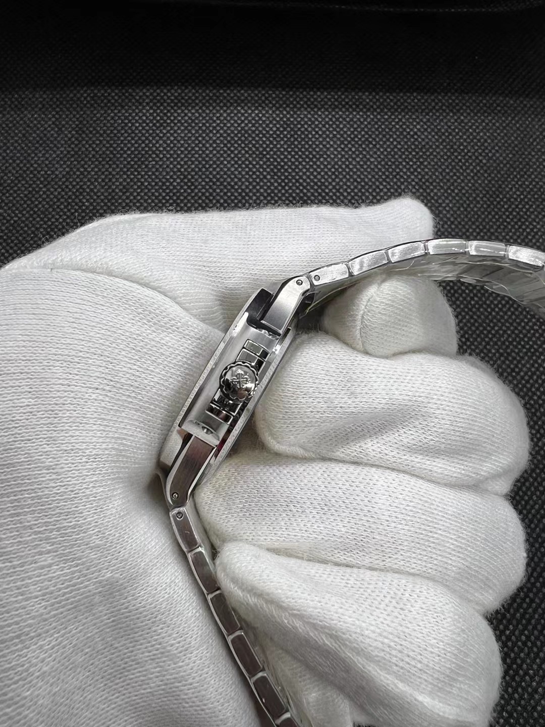 PP 7118/1200A Unworn detail 5