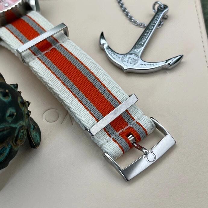 Seamaster Planet Ocean detail 7
