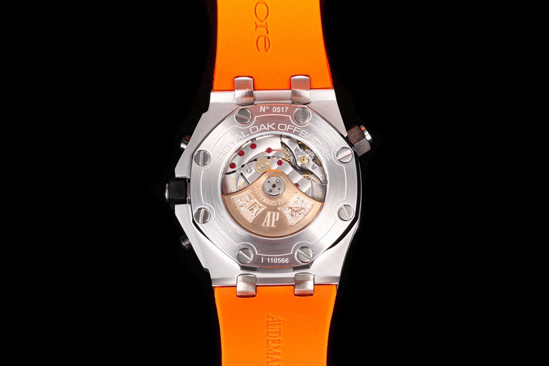 APS Royal Oak Orange 26703ST.OO.A070CA.01 detail 9