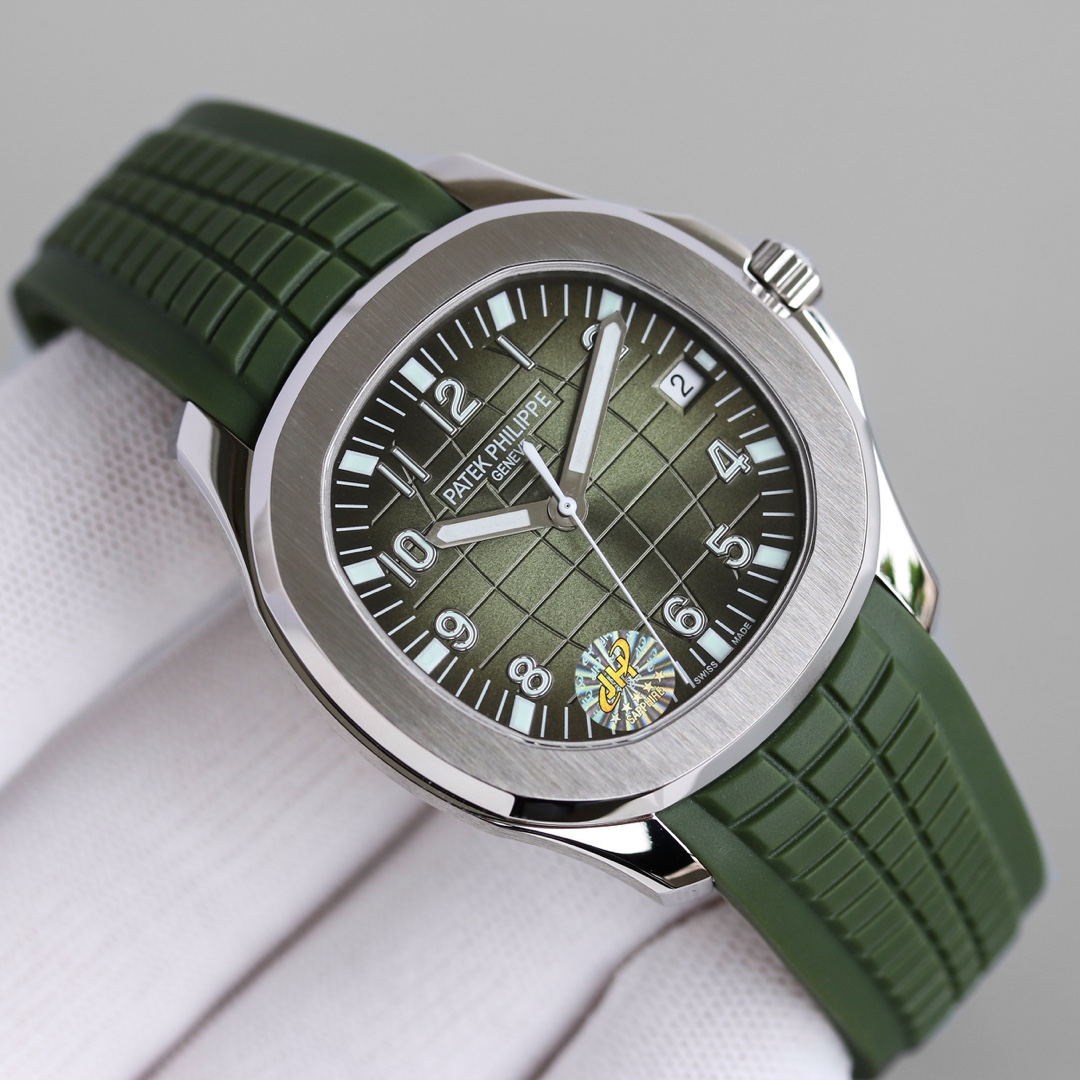 PP Aquanaut 5168G 42.2mm detail 2