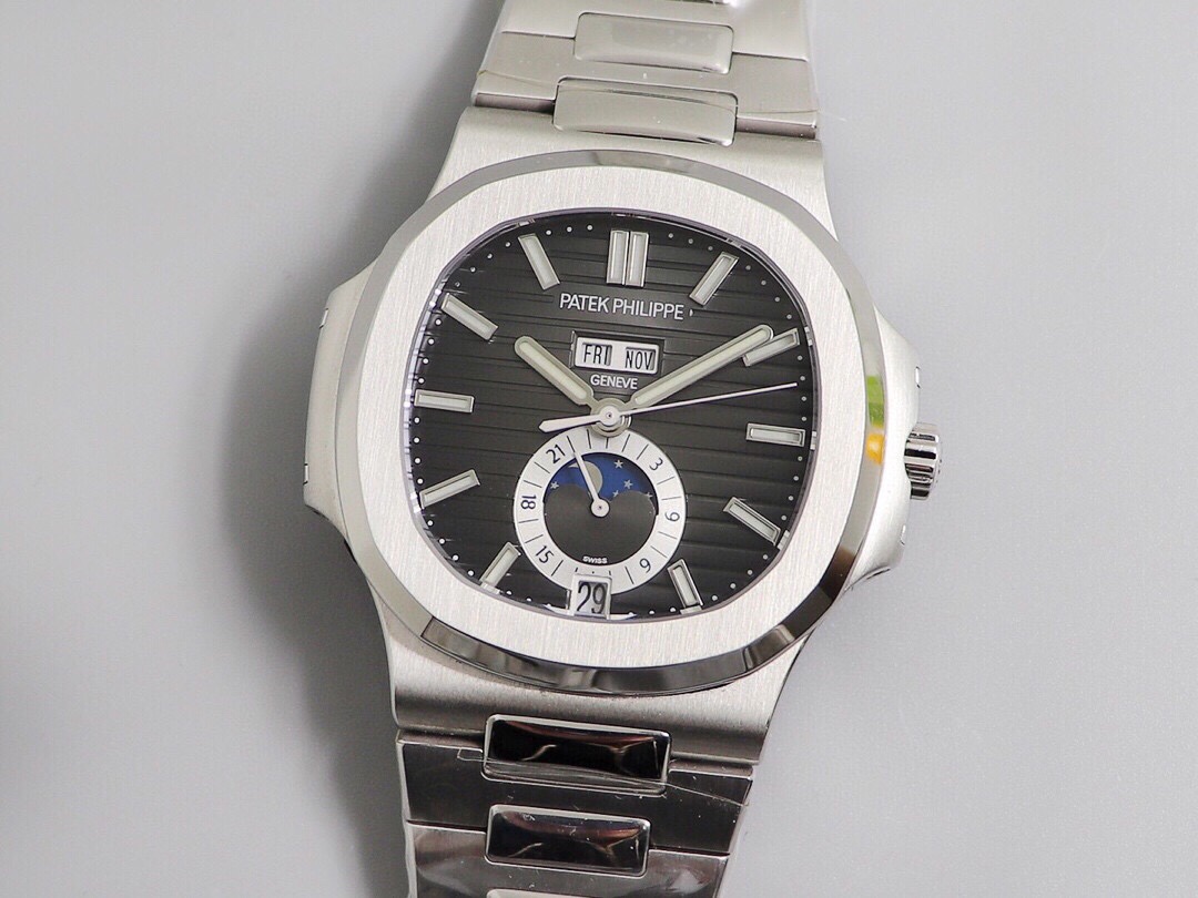 PP Nautilus Black Dial 5726 detail 6