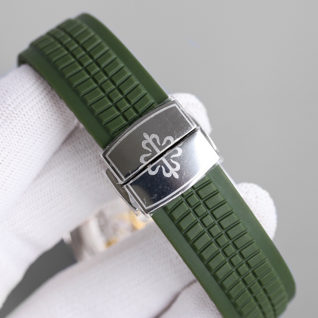PP Aquanaut 5168G 42.2mm detail 10