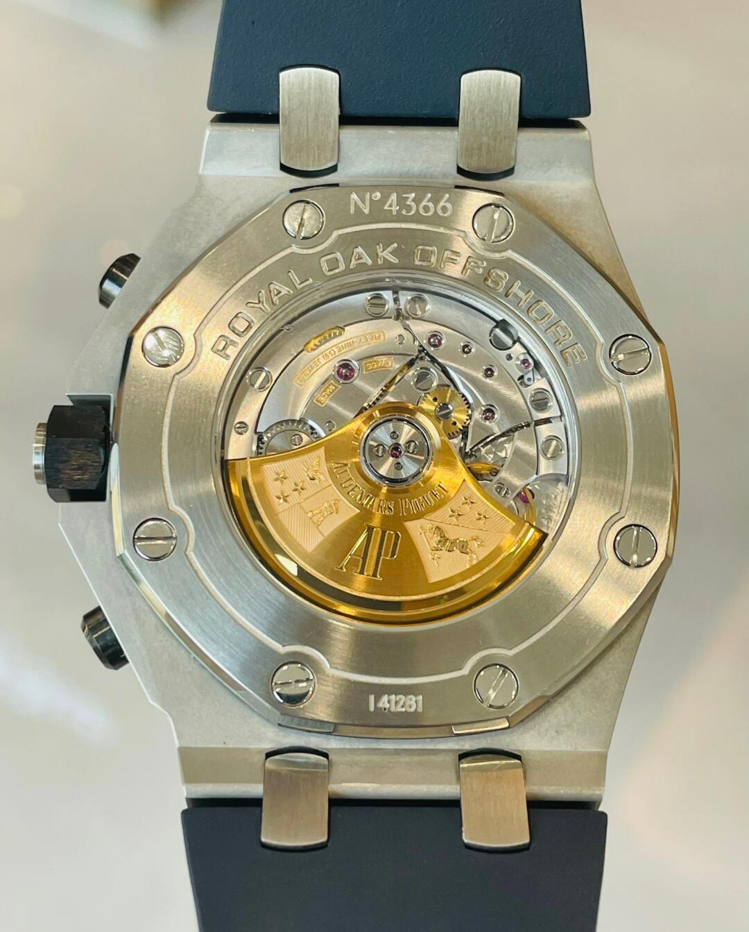 APS Chronograph detail 5