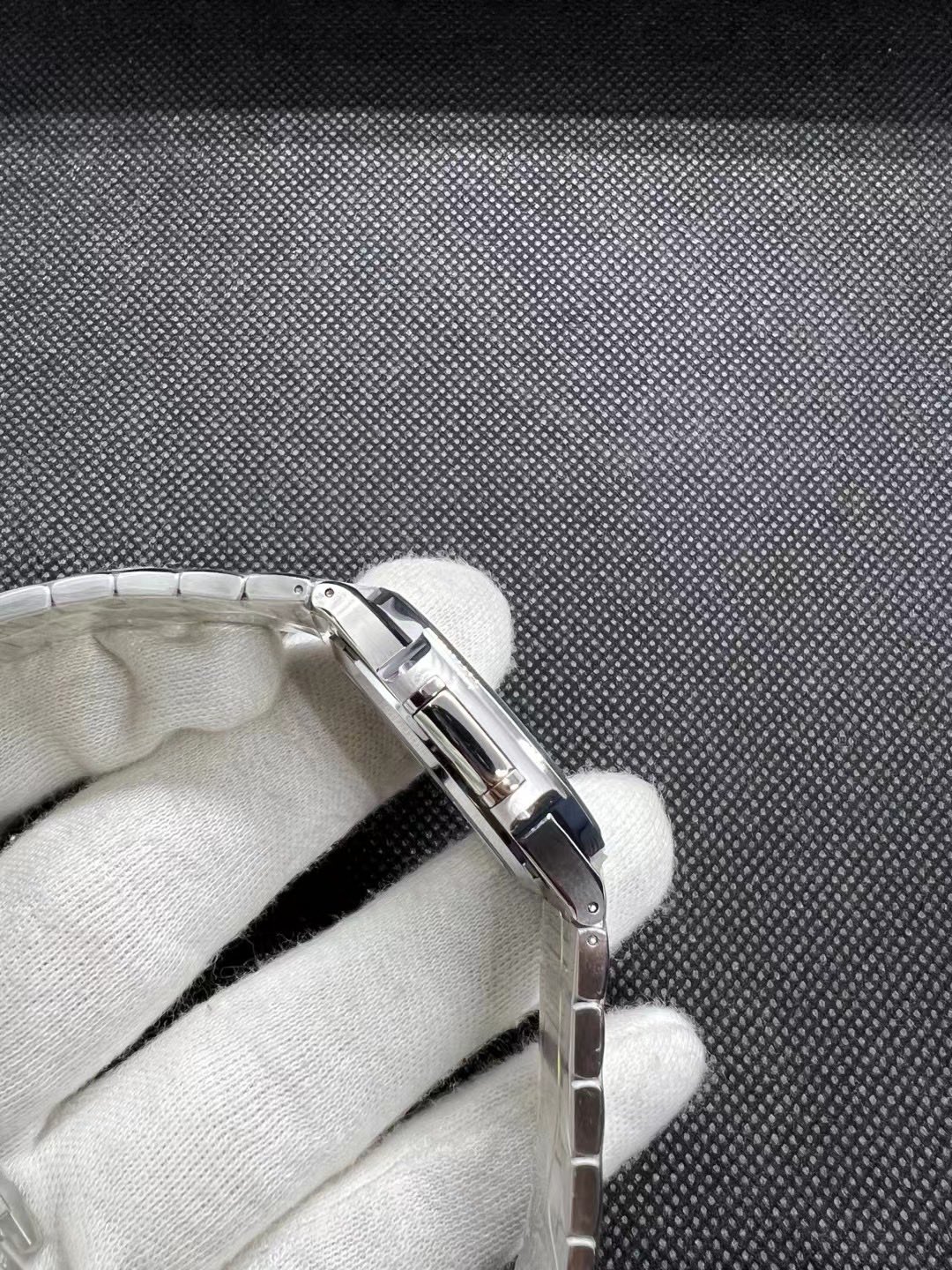 PP 7118/1200A Unworn detail 6