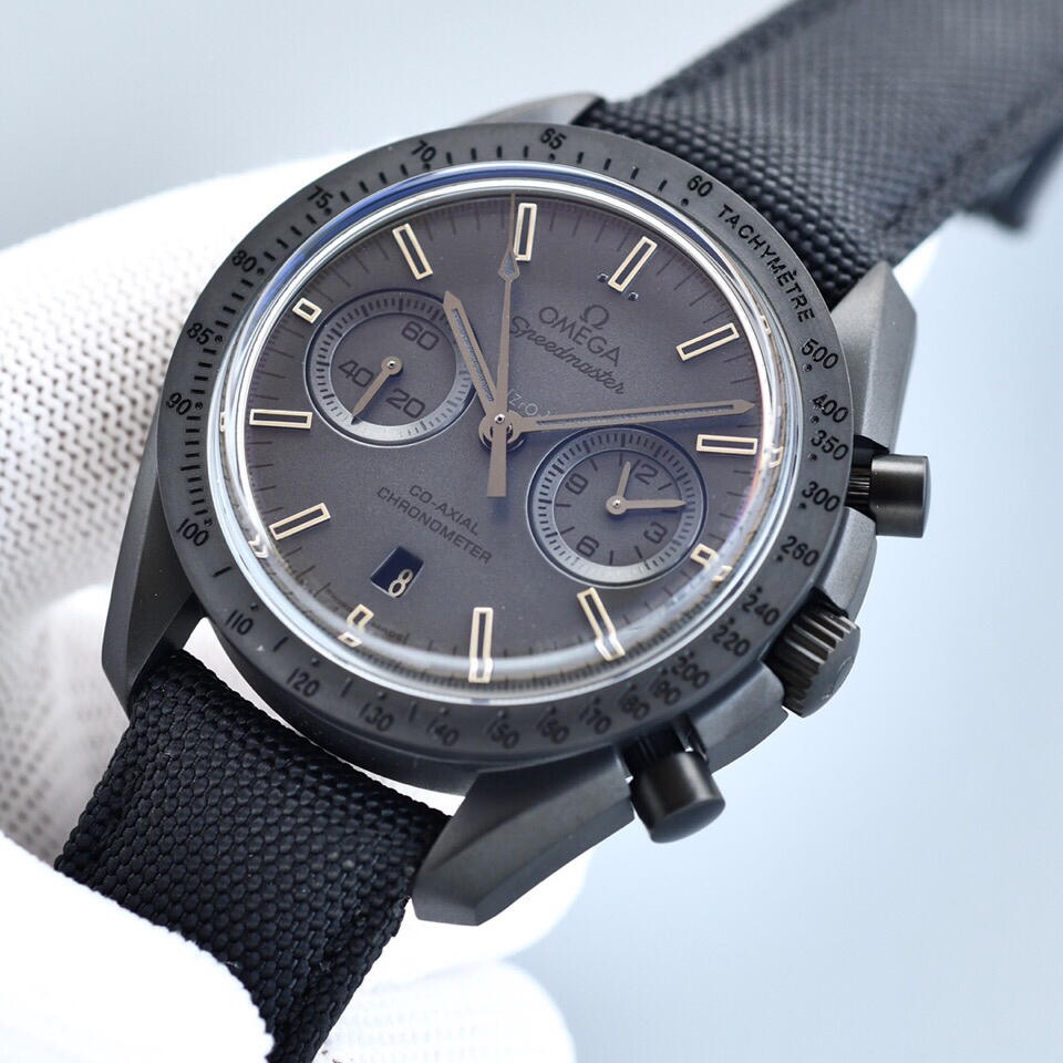 OMG Speedmaster Moonwatch detail 9