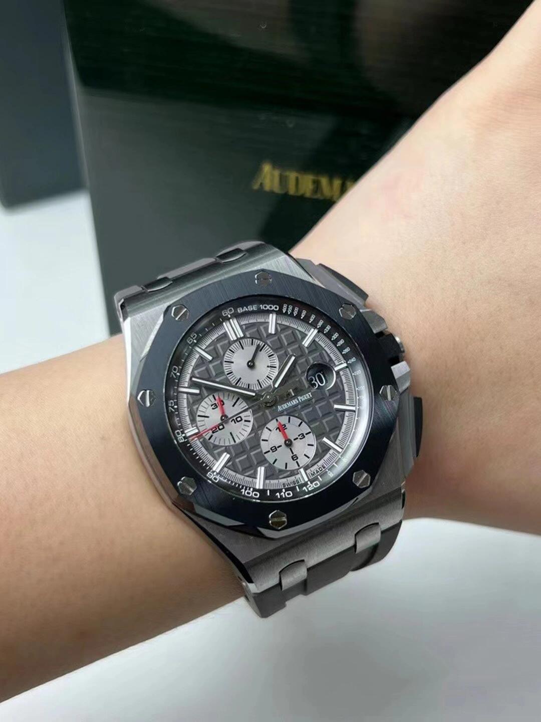 APS Royal Oak Chrono Novelty detail 5