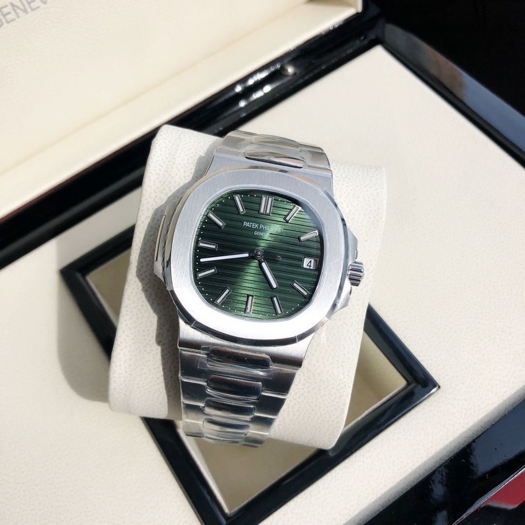 PP Nautilus Green detail 2