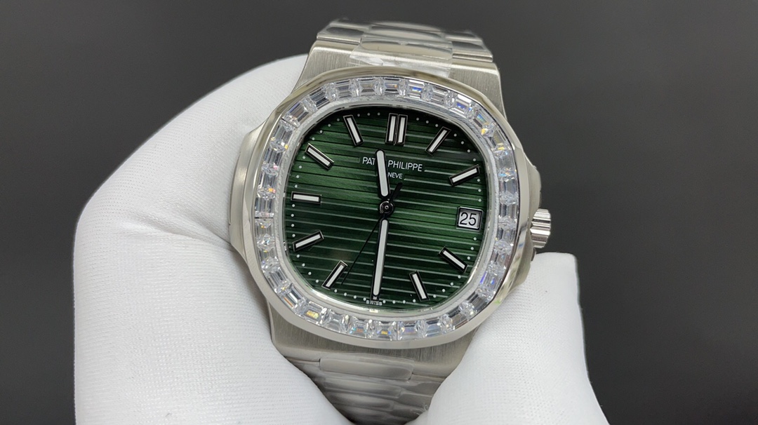 PP Nautilus Green White Diamond detail 3