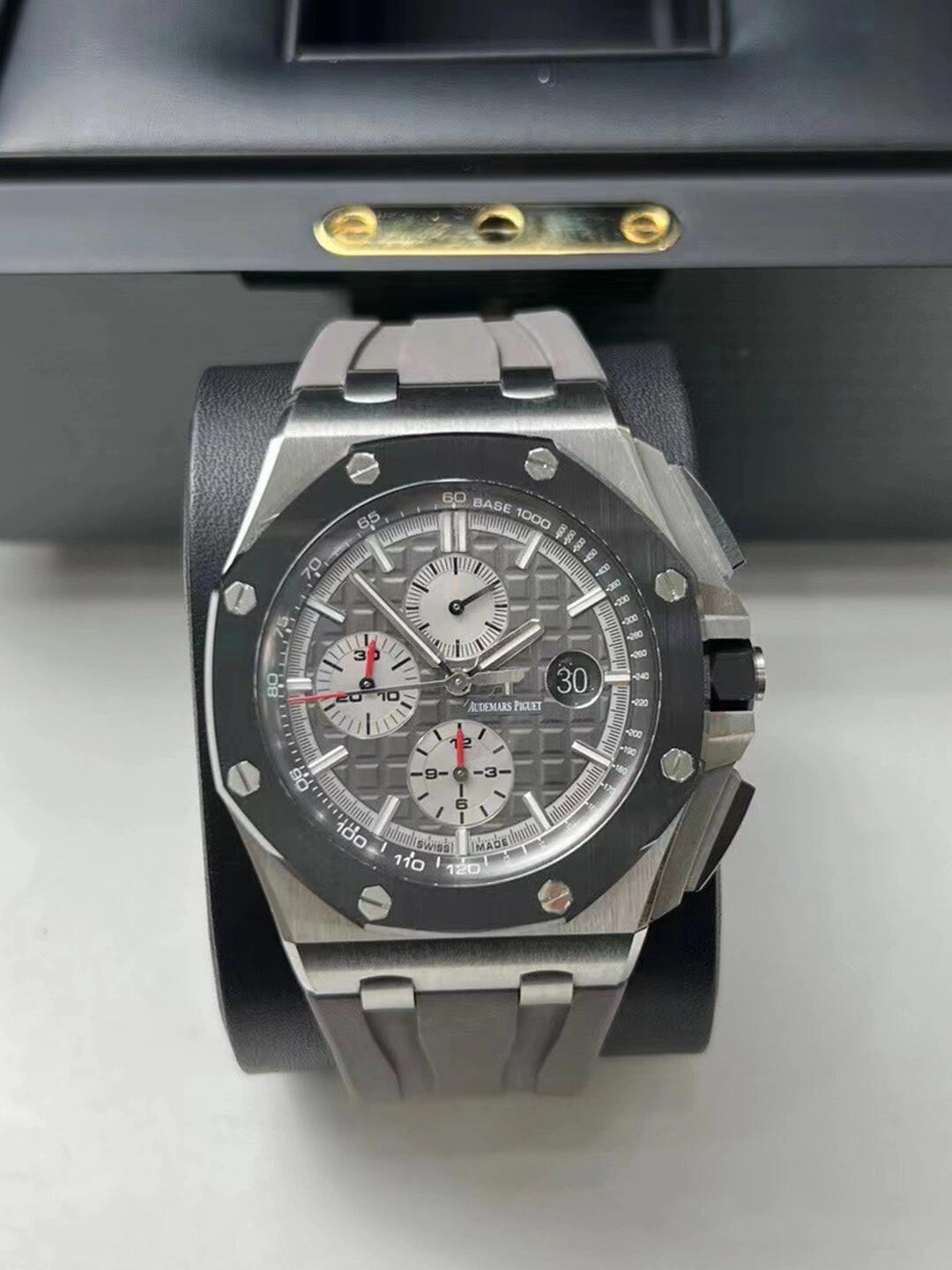 APS Royal Oak Chrono Novelty detail 7