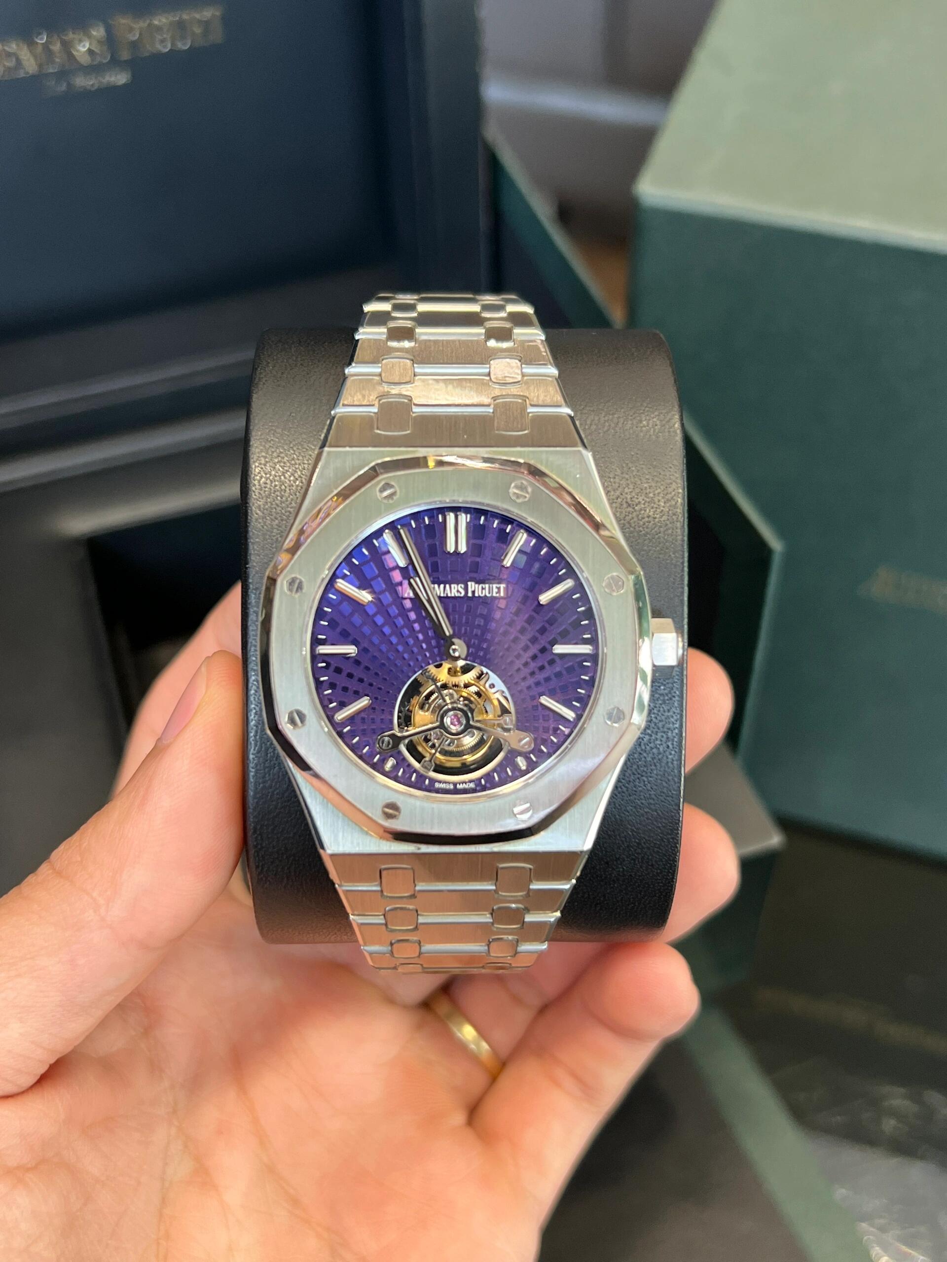 APS Extra Thin Tourbillon detail 7