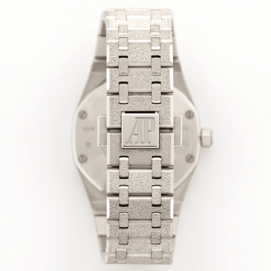 APS Royal Oak 67653BC.GG.1263BC.01 Frosted detail 2