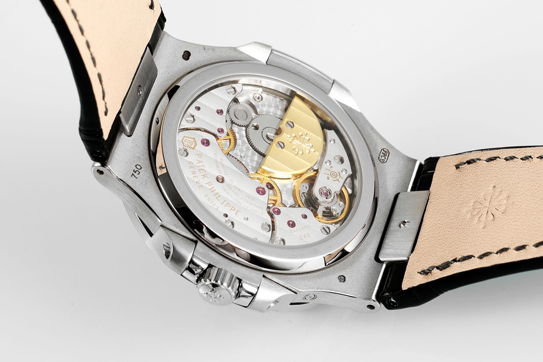 PP Nautilus Moon Phase detail 10