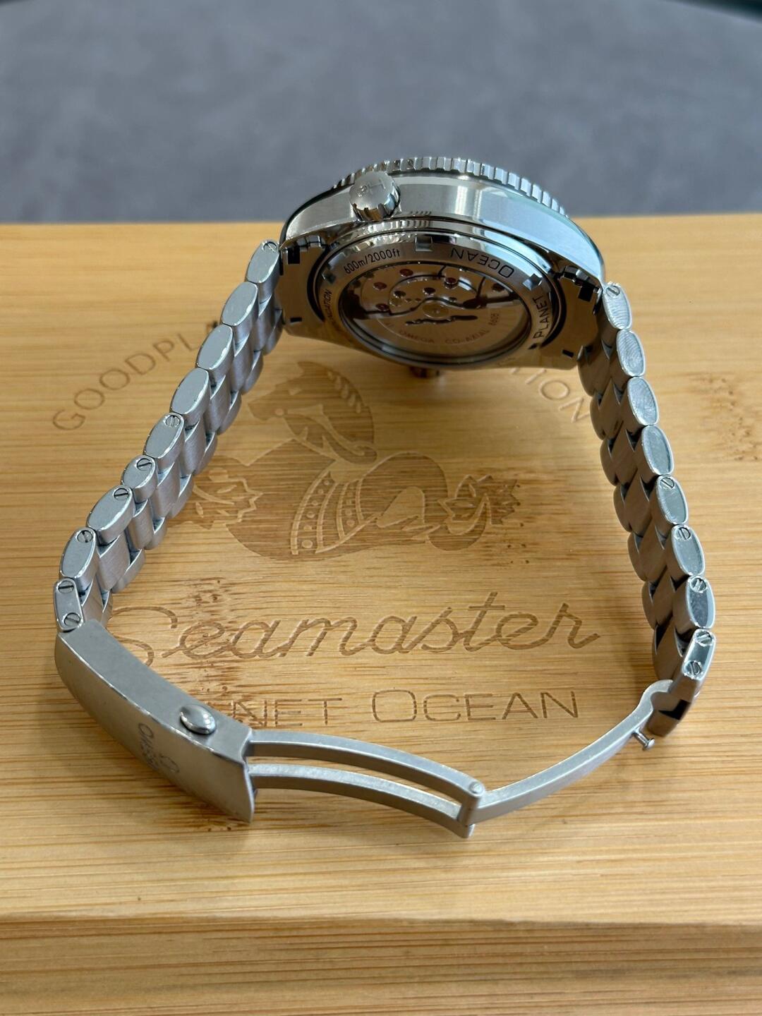 OMG Planet Ocean 600M detail 7