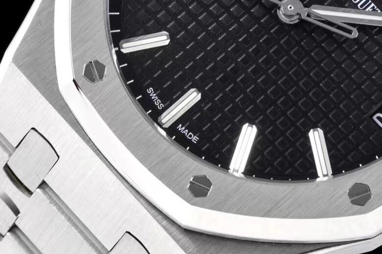APS Royal Oak Selfwinding detail 8