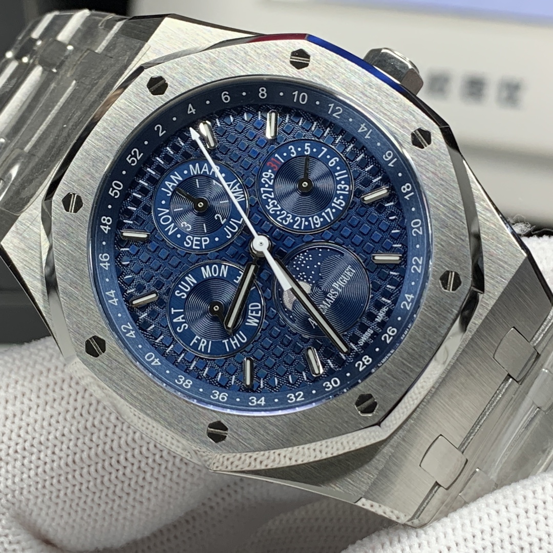 APS Watch Silver detail 5
