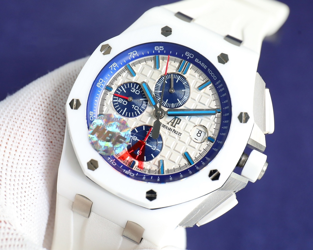 APS 26402 Royal Oak Watch detail 10