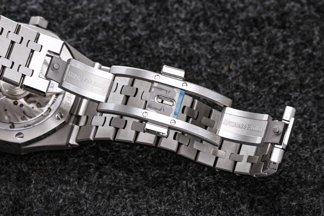 APS Royal Oak Tourbillon 41mm Gray 2022 detail 8