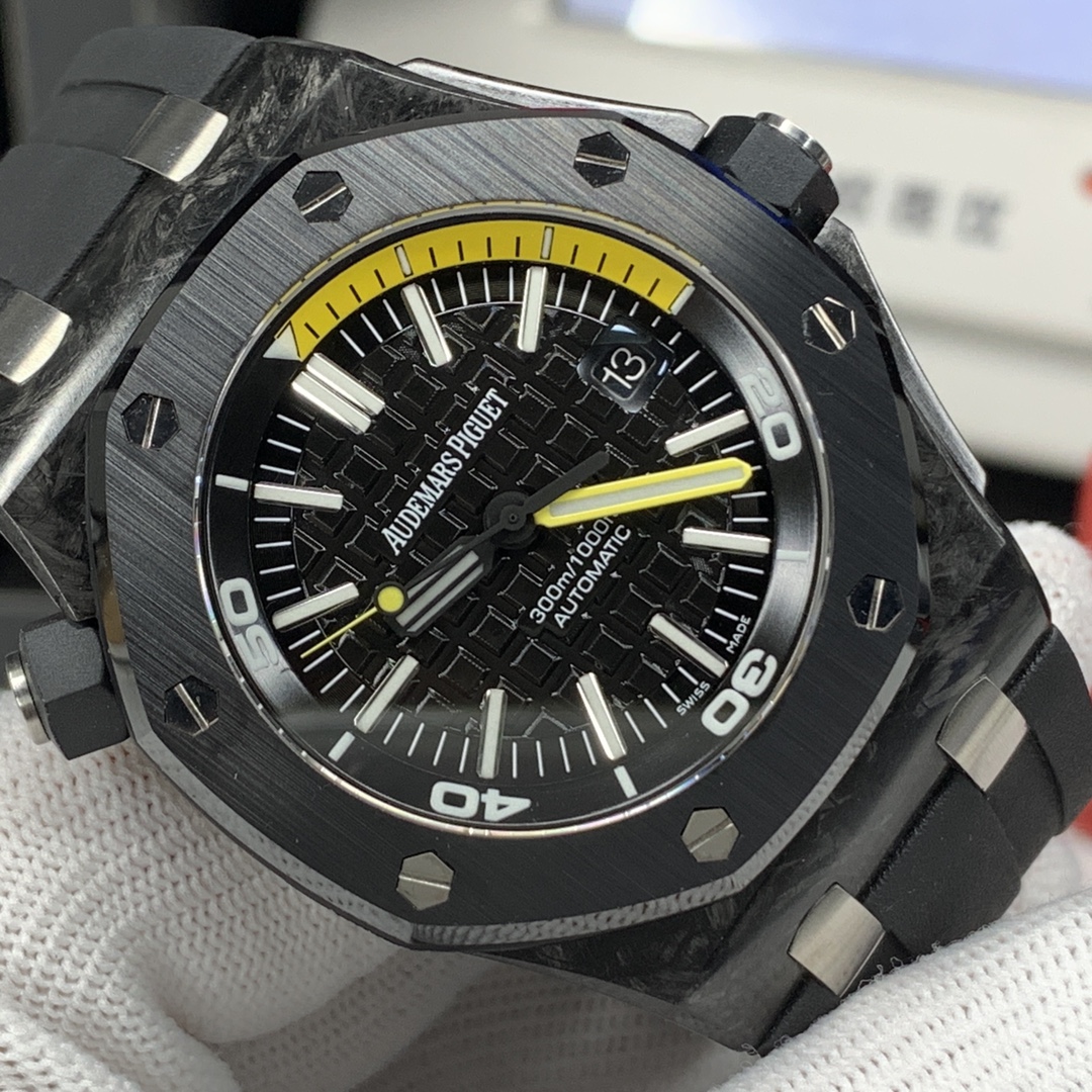 APS Royal Oak Offshore 15706AU.OO.A002CA.01 detail 5