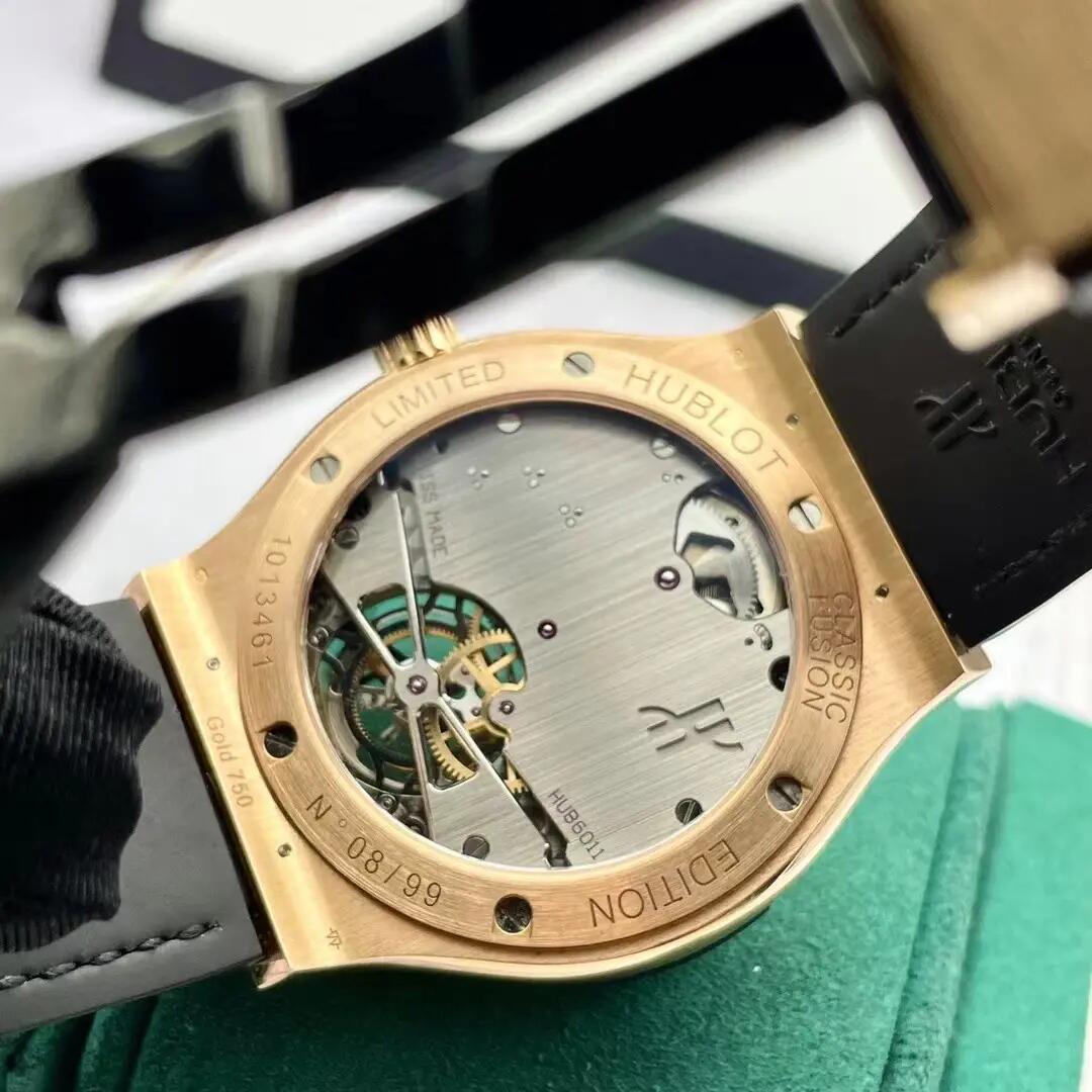 HB Tourbillon White detail 4