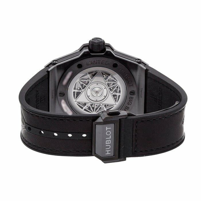 HB All Black detail 3