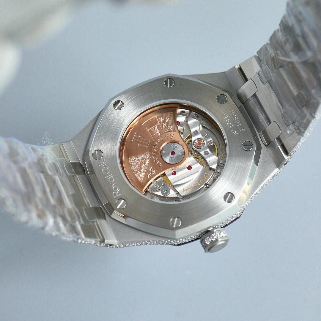 Iced Out APS watch detail 3