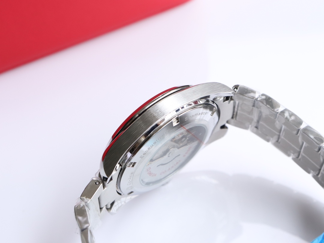 OMG Seamaster Aqua Teera 150 Meter Watch 41mm Dark Blue Diameter 316l Stainless Steel Strap detail 6