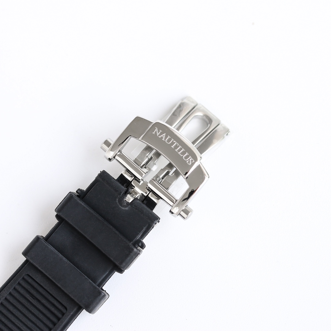 PP Nautilus 5711 Black Dial Rubber detail 9