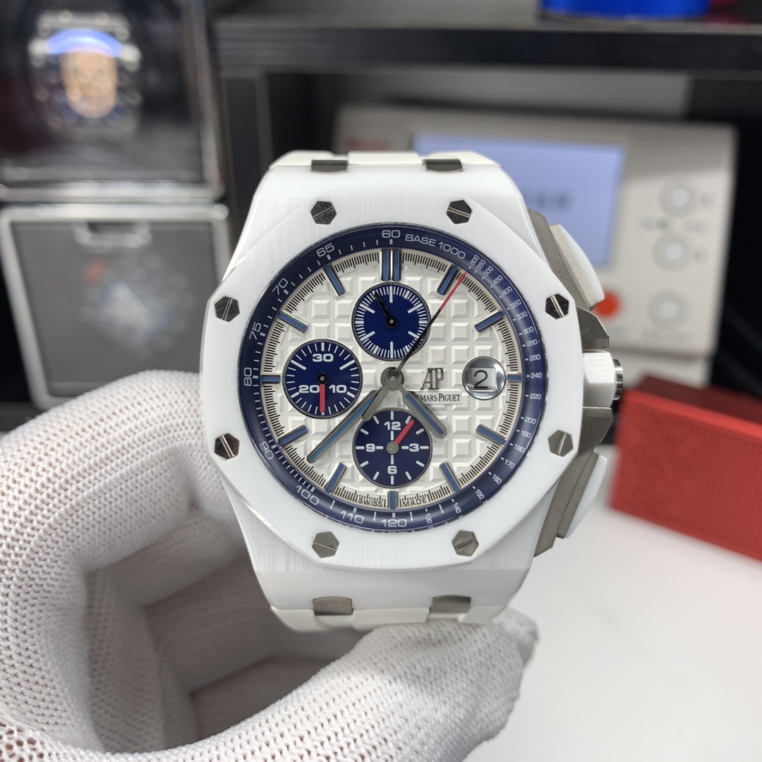 APS Royal Oak Offshore 26402CB.OO.A010CA.01 detail 2