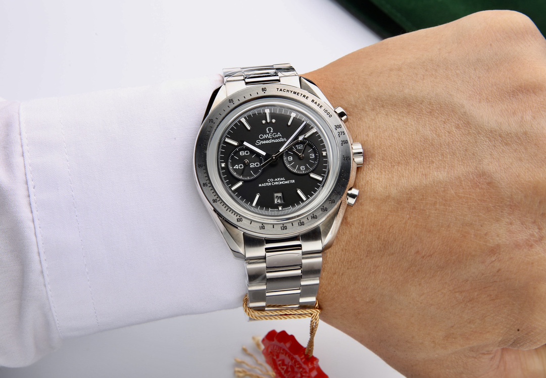 OMG Speedmaster 42mm Black detail 6
