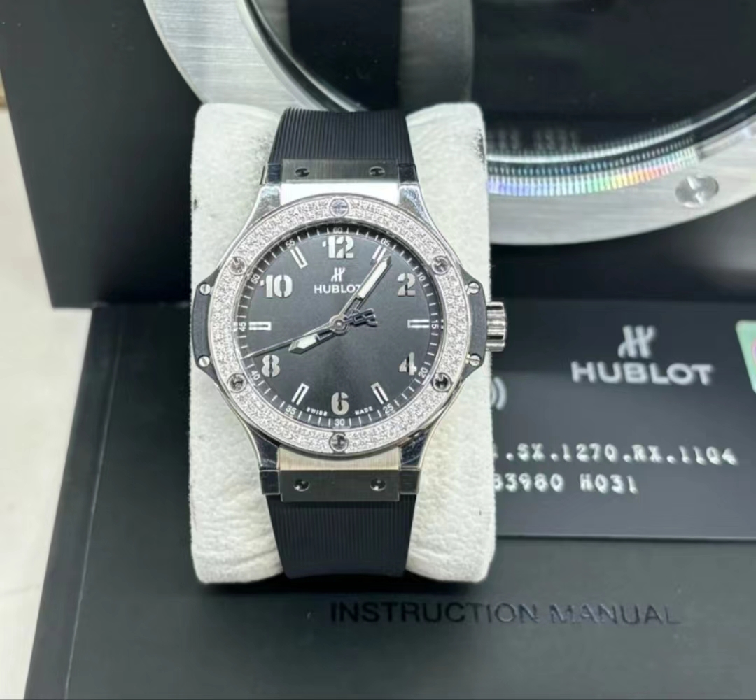 HB Diamond Bezel detail 5