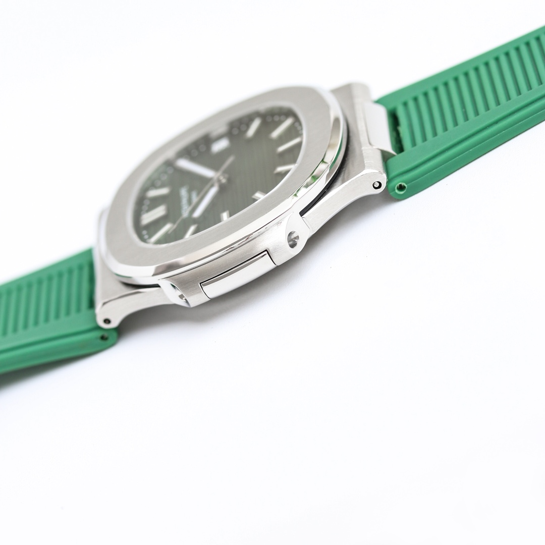 PP Nautilus 5711 Green Dial Rubber detail 7