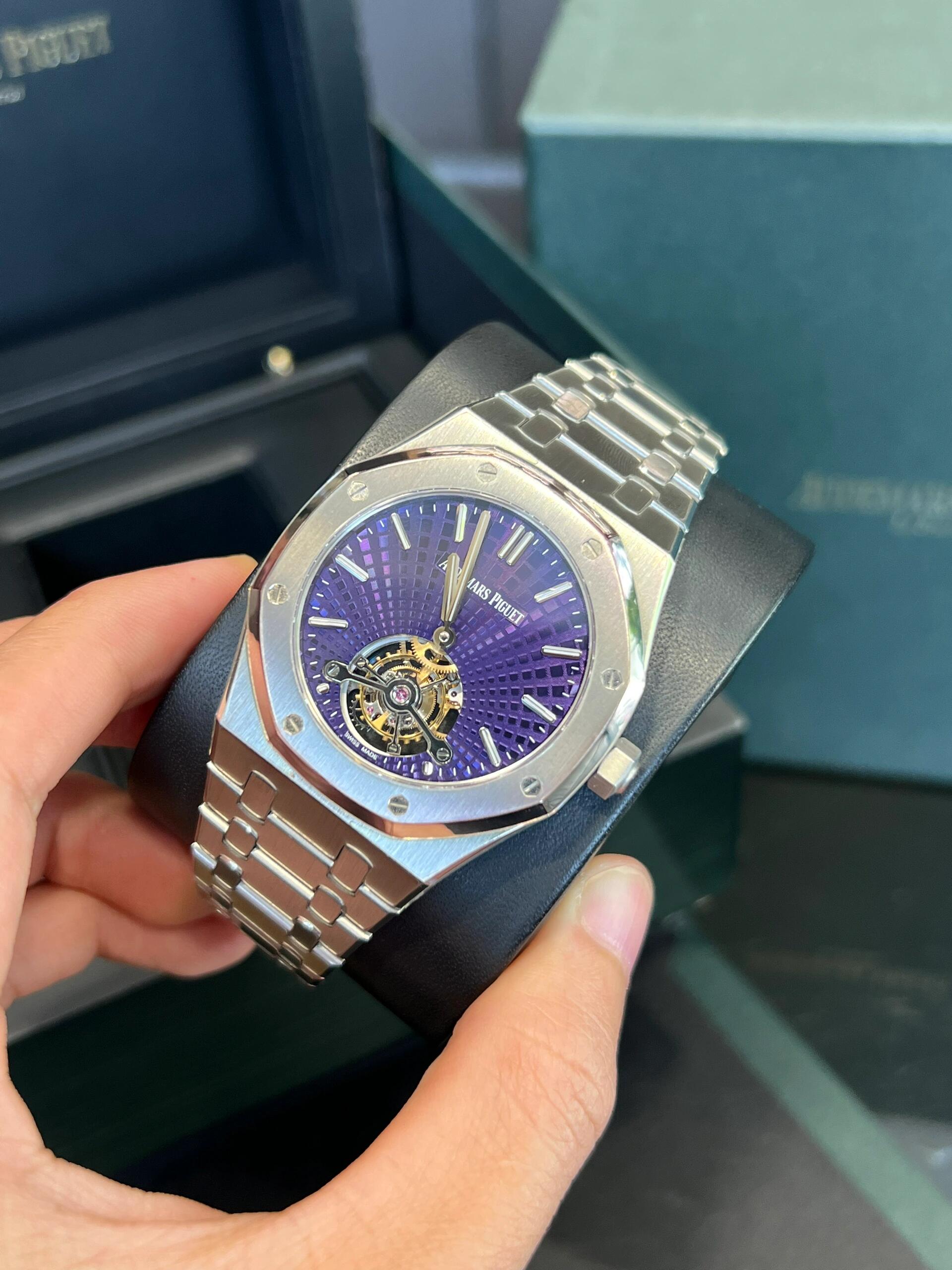 APS Extra Thin Tourbillon detail 8