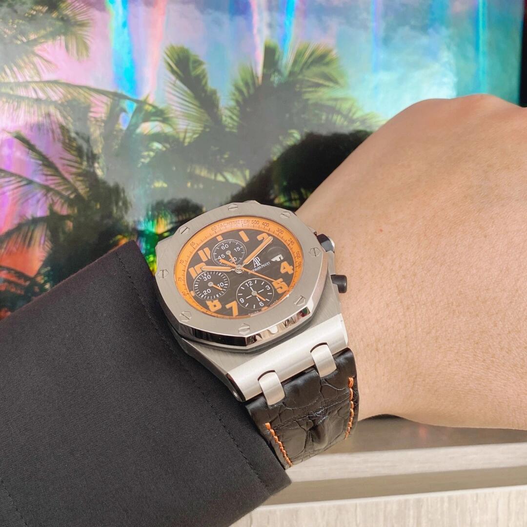 APS Lava Watches detail 5