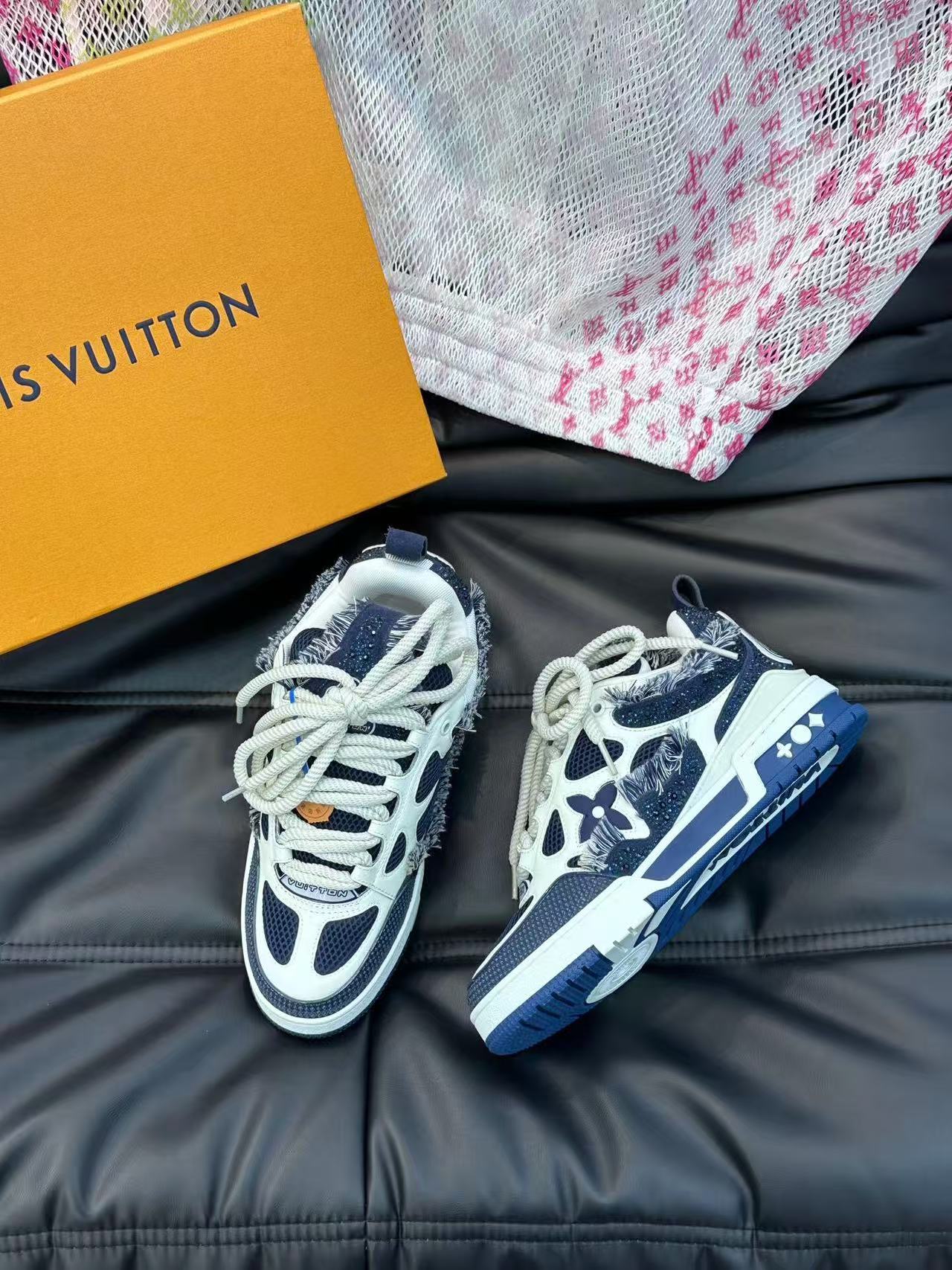 L X V RUNNER TATIC sneakers