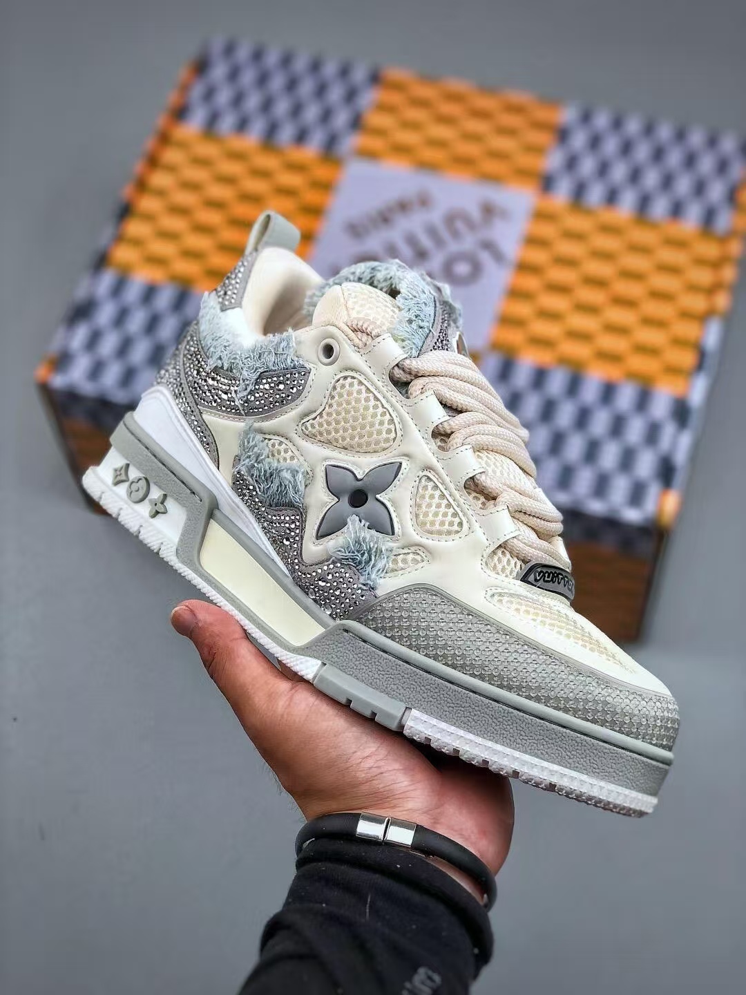 L X V RUNNER TATIC sneakers