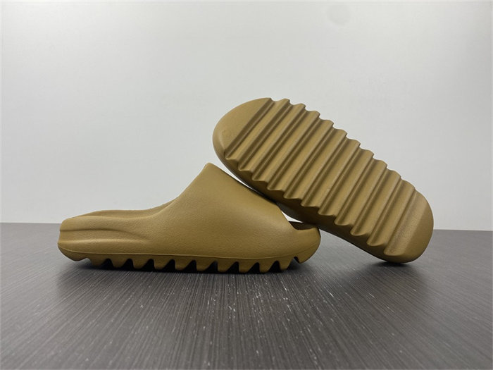 ADS Yeezy Slide Ochre GW1931 detail 3