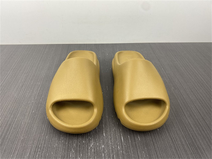 ADS Yeezy Slide Ochre GW1931 detail 4