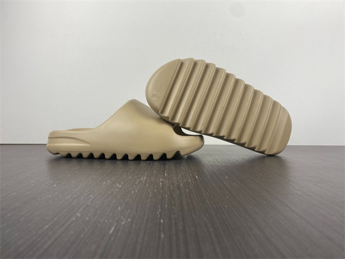 ADS Yeezy Slide Pure (First Release) GZ5554 detail 3