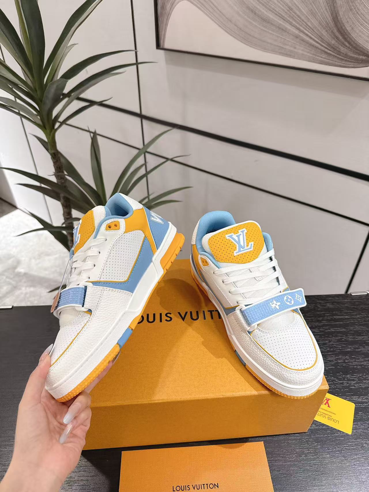 L X V TRAINER Sneakers (2025) detail 9
