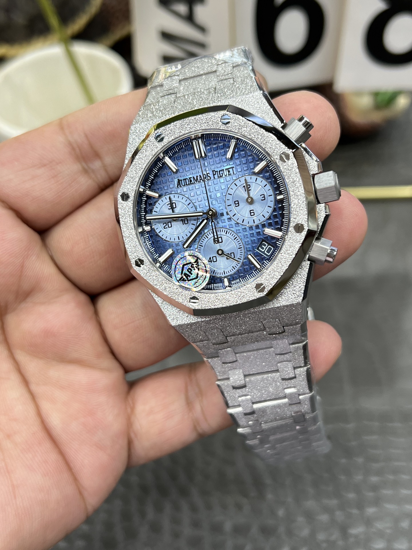 APS Royal Oak Chronograph 26240 detail 5